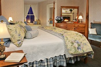 Bed & Breakfast At